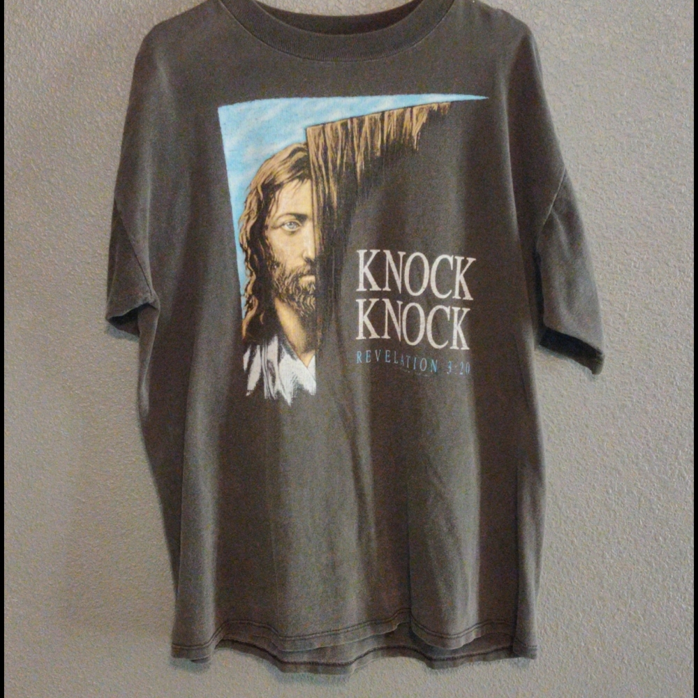 Vintage knock knock Jesus shirt